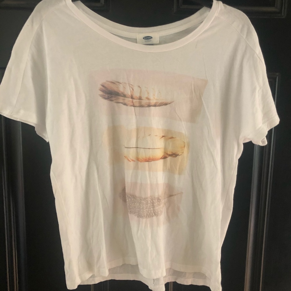 Women's White Feather Print Tee